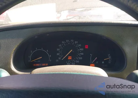 1997 Saab 900 S z USA, uszkodzony, nr VIN YS3DD75B2V7011145